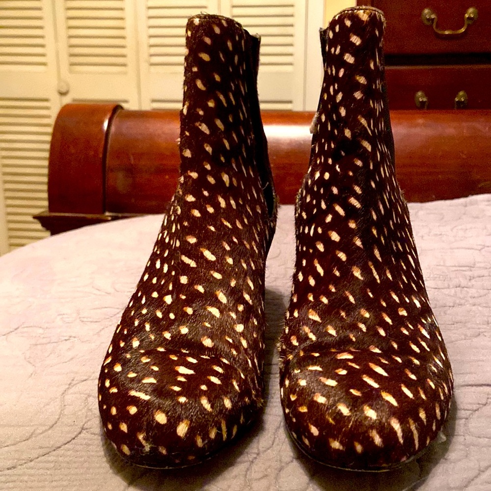 Ladies Jcrew animal print boots. Size 8.5